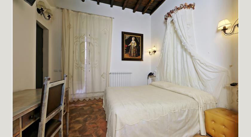 Imagen de la habitación del Hotel Antica Dimora Donna Isabella. Foto 2