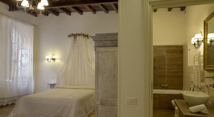 Imagen de la habitación del Hotel Antica Dimora Donna Isabella. Foto 5