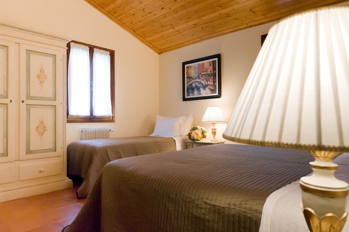 Imagen de la habitación del Hotel Antica Fenice. Foto 5