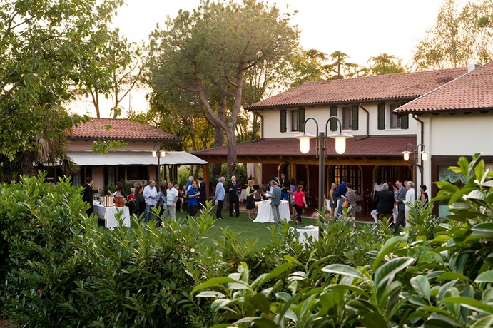 Imagen de los exteriores del Hotel Antica Fenice. Foto 13