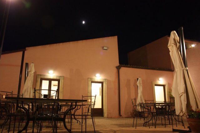 Imagen de los exteriores del Hotel Antica Gebbia. Foto 8