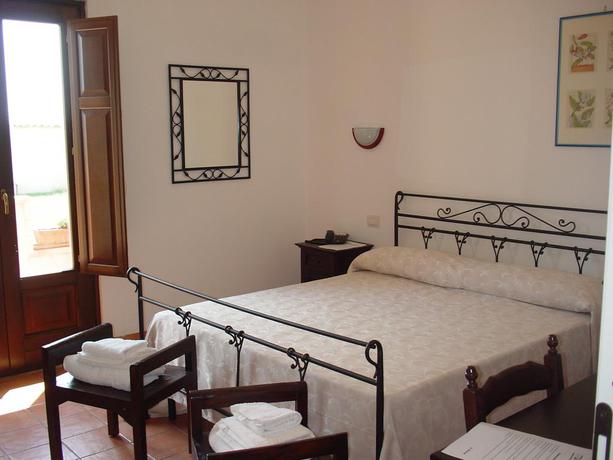 Imagen de la habitación del Hotel Antica Gebbia. Foto 7