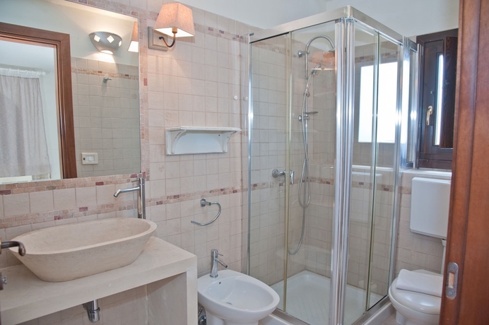 Imagen de la habitación del Hotel Antica Masseria Rottacapozza. Foto 8