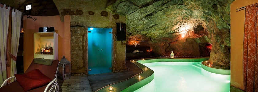 Imagen de la piscina del Hotel Antica Masseria Rottacapozza. Foto 19