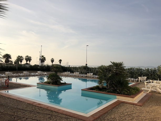 Imagen de la piscina del Hotel Antica Perla Residence. Foto 19