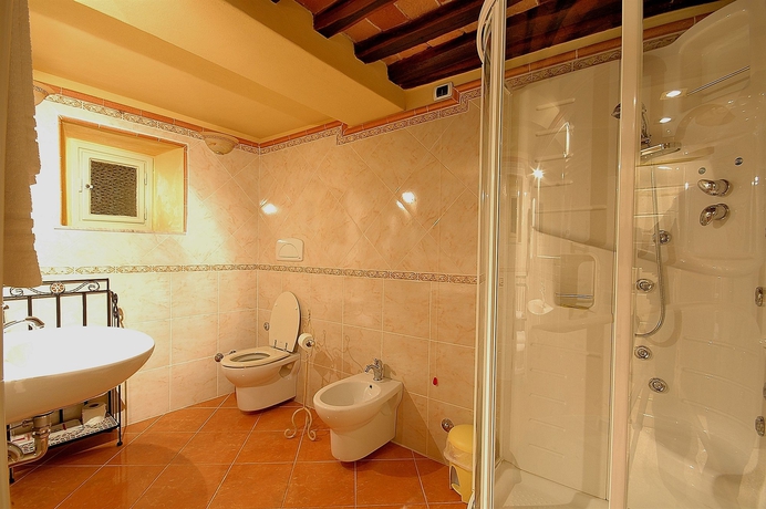 Imagen de la habitación del Hotel Antica Residenza Del Gallo. Foto 11