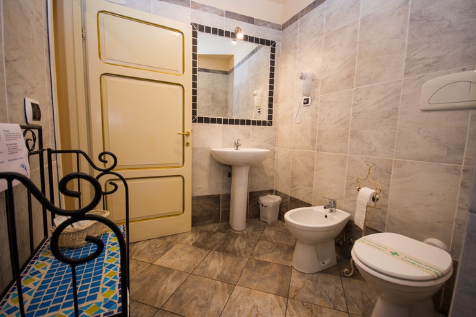 Imagen de la habitación del Hotel Antica Residenza Del Gallo. Foto 13