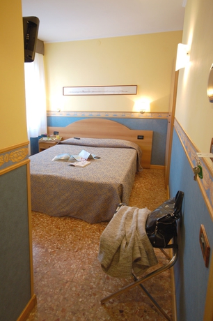 Imagen de la habitación del Hotel Antica Villa Graziella. Foto 8