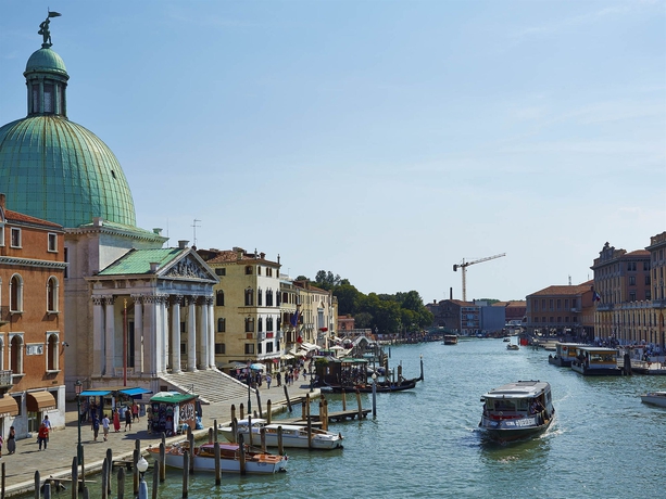 Imagen de los exteriores del Hotel Antiche Figure. Foto 10