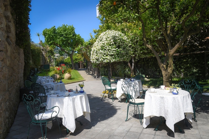 Imagen de los exteriores del Hotel Antiche Mura, Sorrento. Foto 13