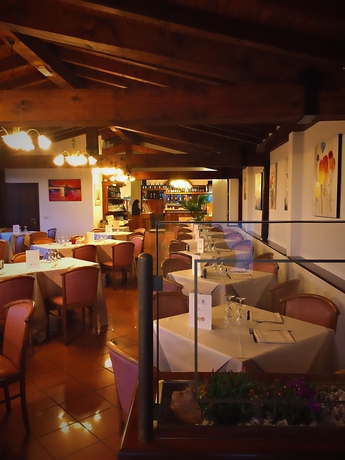 Imagen del bar/restaurante del Hotel Antiche Terre and Relax. Foto 6