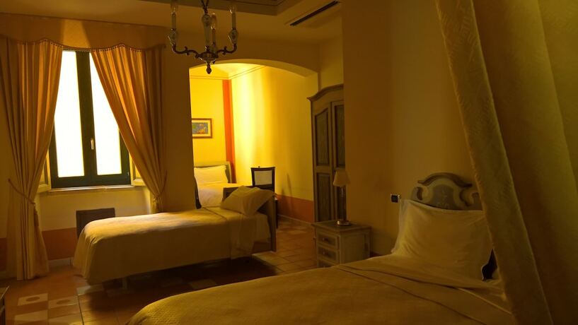 Imagen de la habitación del Hotel Antichi Feudi Dimora d\'Epoca. Foto 16