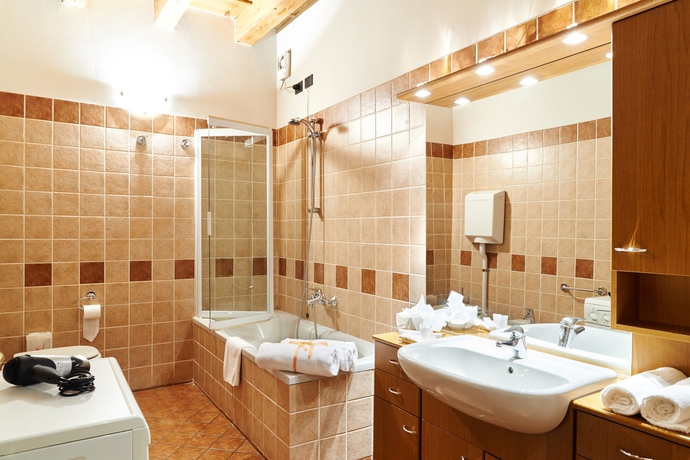 Imagen de la habitación del Hotel Antico Borgo, Bergamo. Foto 4