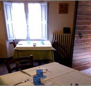 Imagen de la habitación del Hotel Antico Borgo Isola Santa. Foto 3
