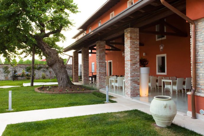 Imagen general del Hotel Antico Borgo Torricella. Foto 3