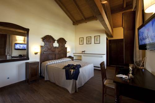 Imagen de la habitación del Hotel Antico Casale, Sarzana. Foto 3