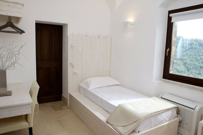 Imagen de la habitación del Hotel Antico Convento Dei Cappuccini. Foto 21