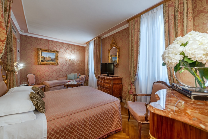 Imagen de la habitación del Hotel Antico Doge. Foto 8