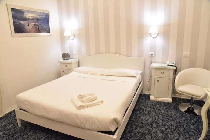 Imagen de la habitación del Hotel Antico Moderno. Foto 11