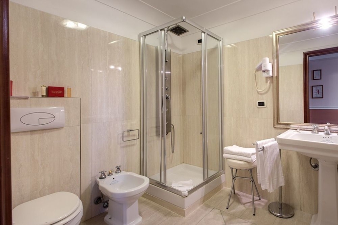 Imagen de la habitación del Hotel Antico Palazzo Rospigliosi. Foto 4