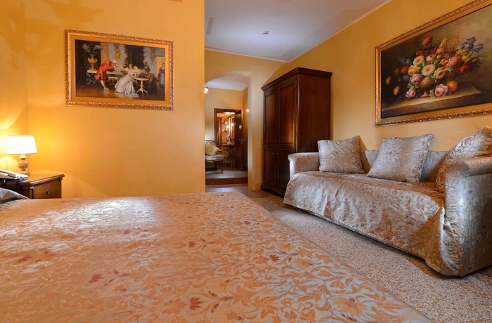 Imagen de la habitación del Hotel Antico Panada. Foto 4