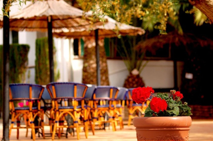 Imagen del bar/restaurante del Hotel Antiga. Foto 2