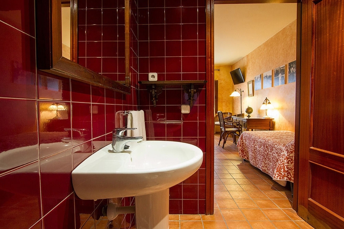 Imagen de la habitación del Hotel Antiga. Foto 5