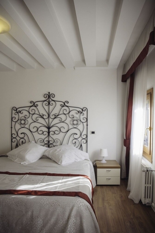 Imagen de la habitación del Hotel Antigo Trovatore. Foto 10