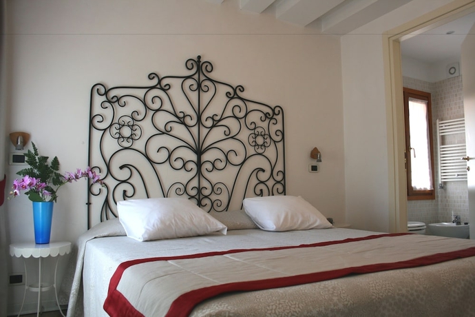 Imagen de la habitación del Hotel Antigo Trovatore. Foto 12