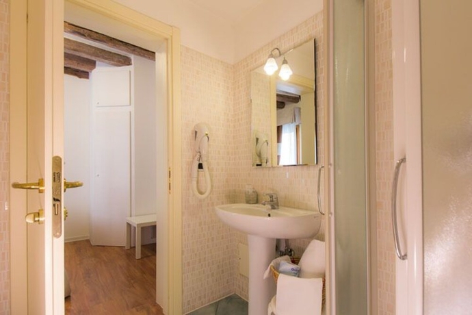 Imagen de la habitación del Hotel Antigo Trovatore. Foto 17