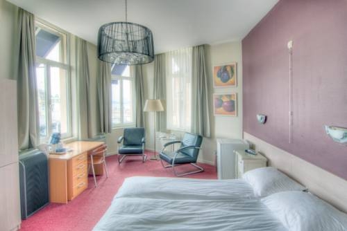 Imagen de la habitación del Hotel Antigone. Foto 5