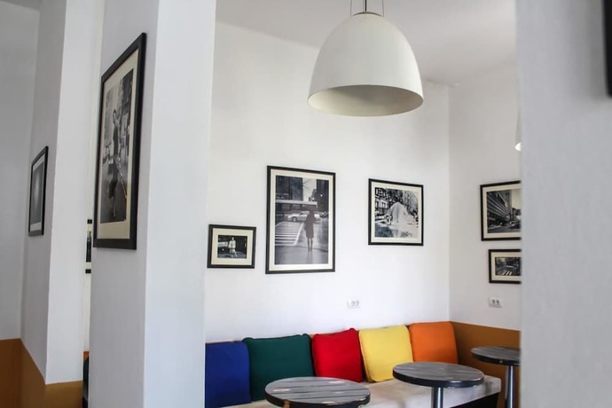 Imagen de los interiores del Hotel Antigone. Foto 18