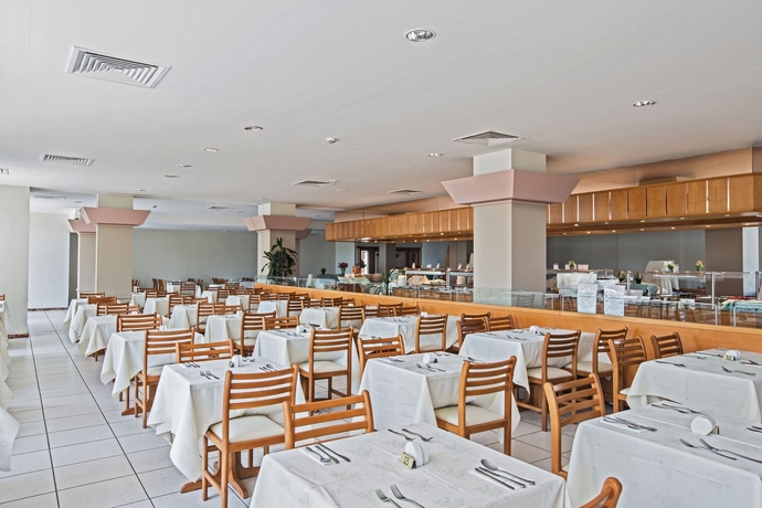 Imagen del bar/restaurante del Hotel Antigoni, Protaras . Foto 3
