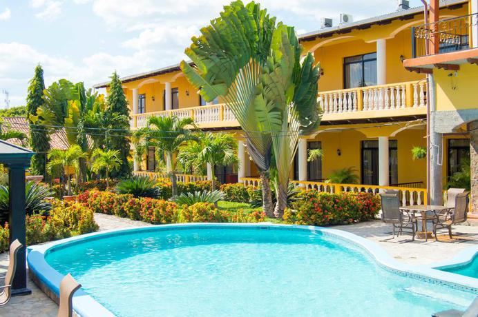 Imagen de la piscina del Hotel Antigua Comayagua. Foto 12