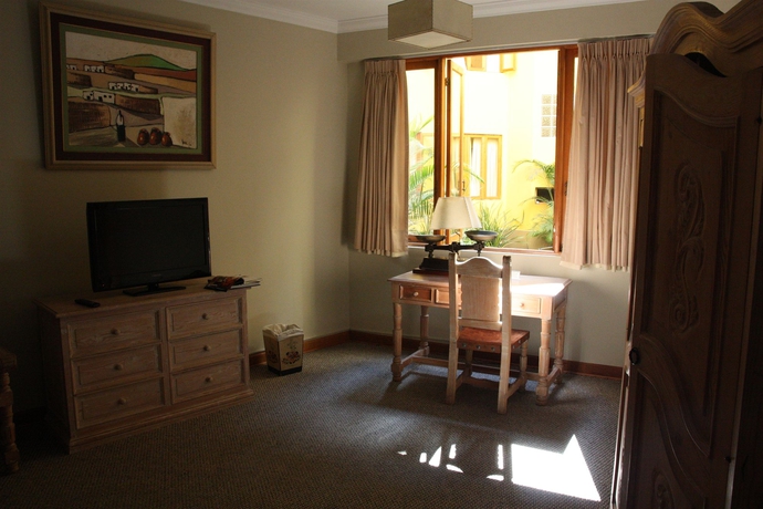Imagen de la habitación del Hotel Antigua Miraflores. Foto 8