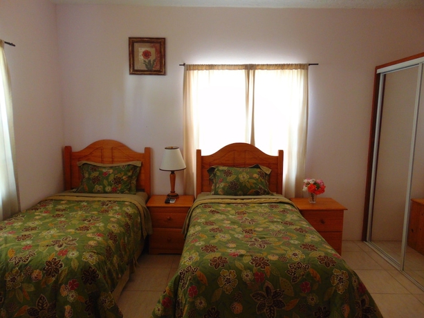 Imagen de la habitación del Hotel Antigua Seaview. Foto 8