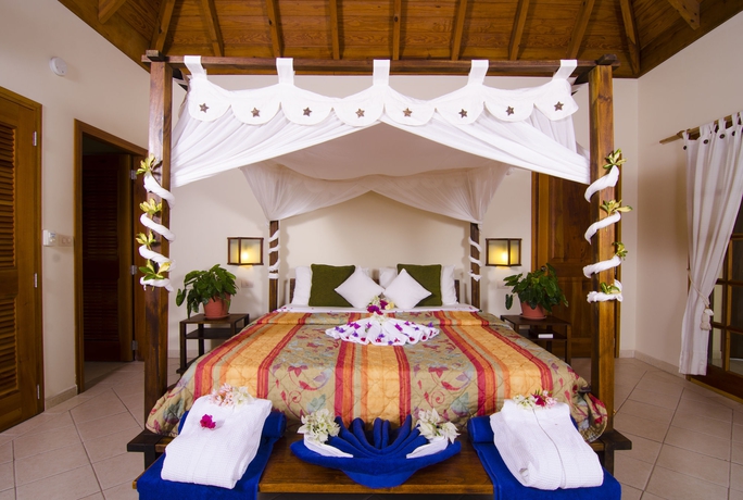 Imagen de la habitación del Hotel Antigua Yacht Club Marina. Foto 3