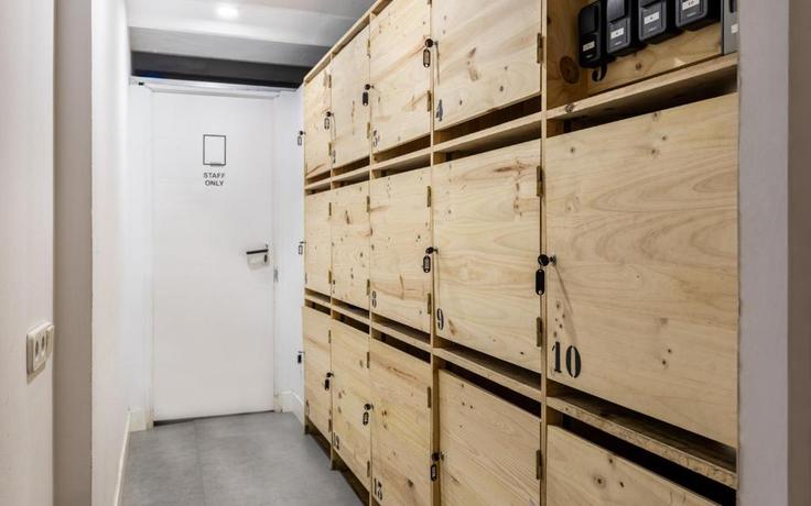 Imagen de los interiores del Hotel Antiguo Brondo Selfcheck-in Smart Rooms. Foto 10