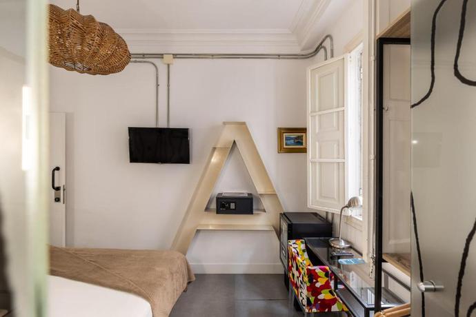 Imagen de la habitación del Hotel Antiguo Brondo Selfcheck-in Smart Rooms. Foto 6