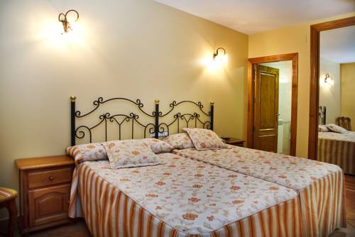 Imagen de la habitación del Hotel Antiguo Casino De Los Arribes. Foto 6