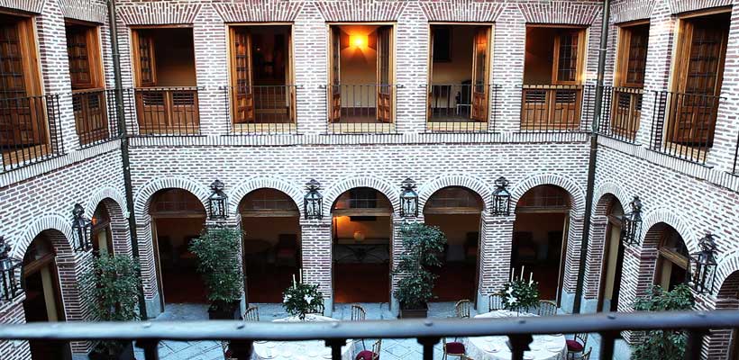 Imagen de los interiores del Hotel Antiguo Convento De Boadilla Del Monte. Foto 7