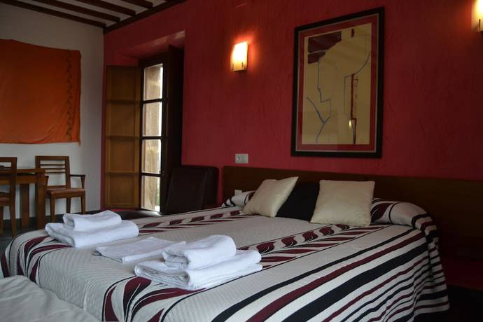 Imagen de la habitación del Hotel Antiguo Palacio De Atienza. Foto 2