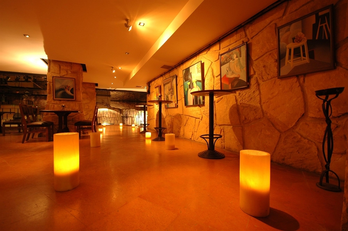 Imagen del bar/restaurante del Hotel Antik Istanbul. Foto 2