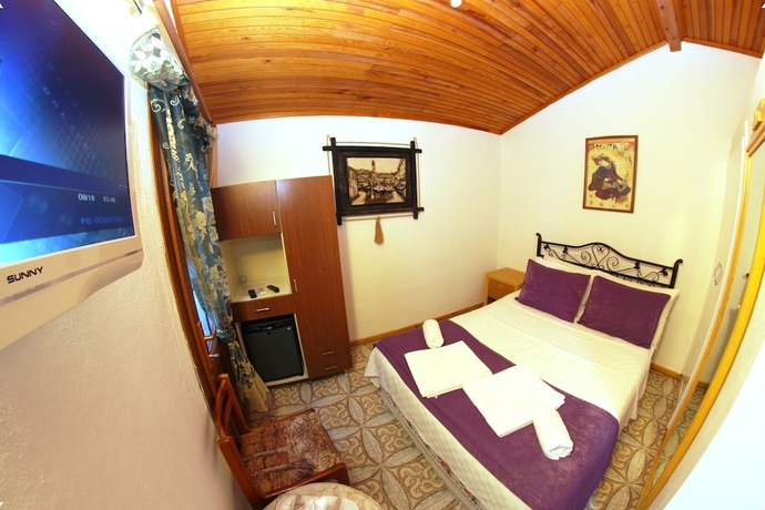 Imagen de la habitación del Hotel Antik Motel. Foto 2