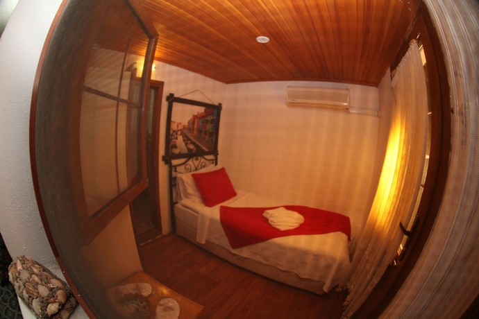 Imagen de la habitación del Hotel Antik Motel. Foto 16