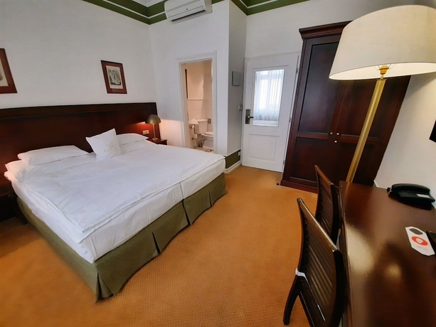 Imagen de la habitación del Hotel Antik, Praga. Foto 3