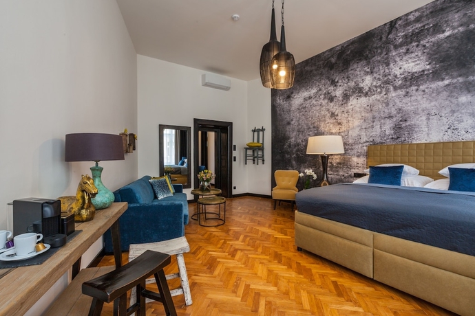 Imagen de la habitación del Hotel Antik, Praga. Foto 4