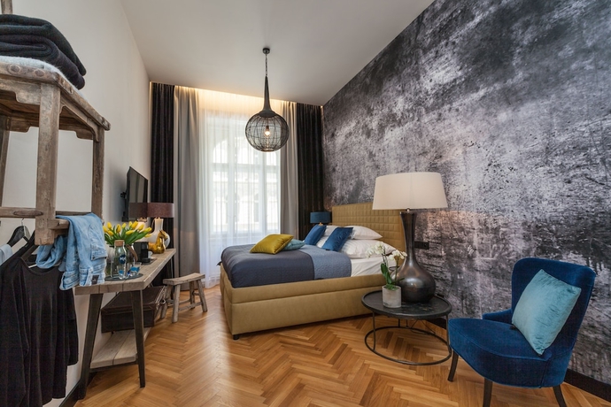 Imagen de la habitación del Hotel Antik, Praga. Foto 10