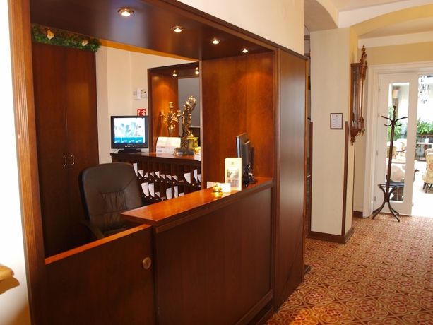 Imagen de los interiores del Hotel Antik, Praga. Foto 18