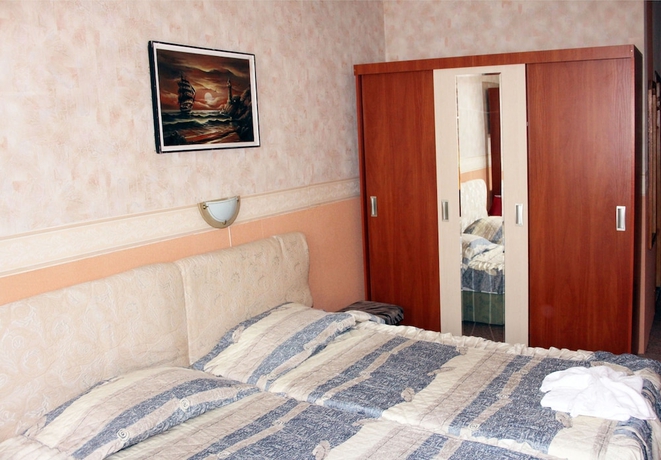 Imagen de la habitación del Hotel Antik, Varna / Mar Negro. Foto 4